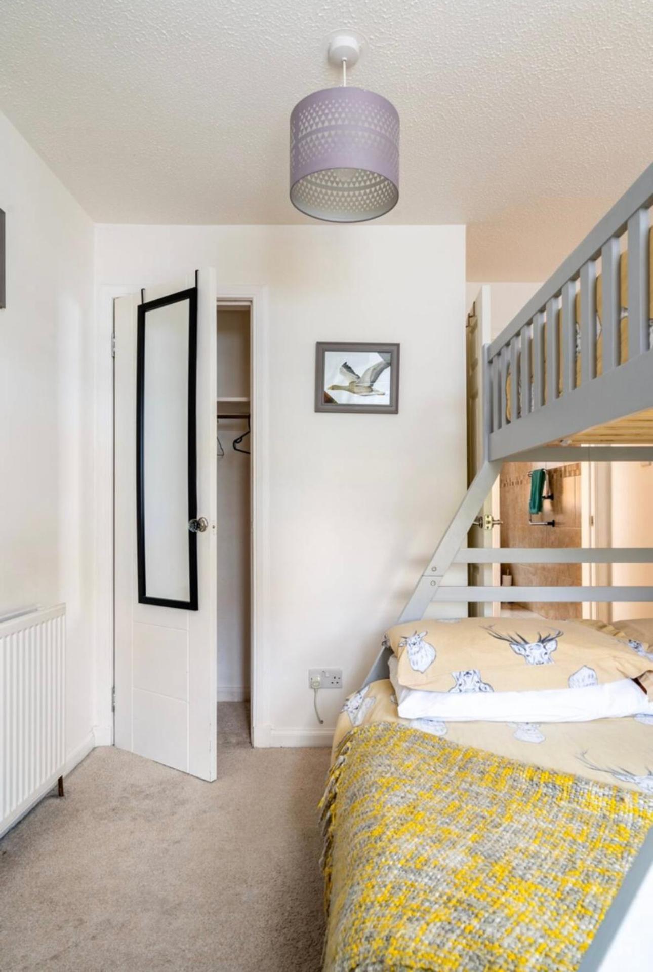 Ochil View Holiday Let Tullibody Екстериор снимка